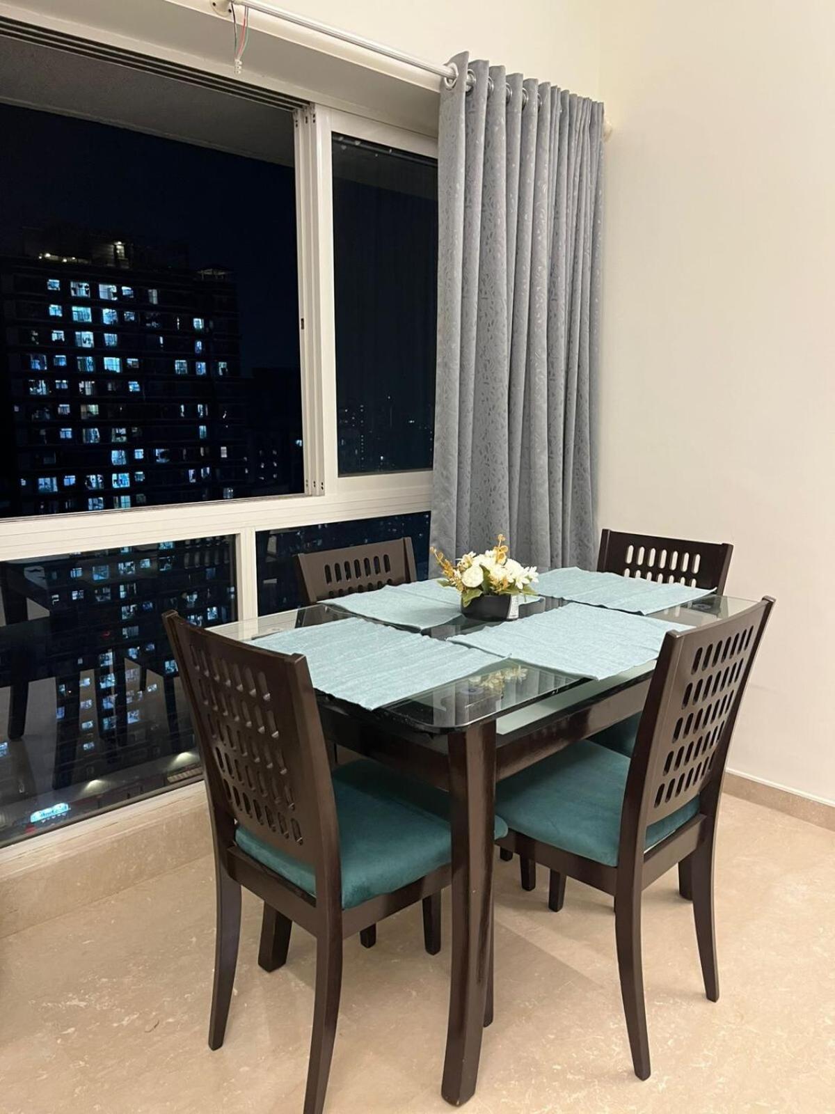 2Bhk Plus Living Room Near Nesco Malad East West Mumbai Luaran gambar