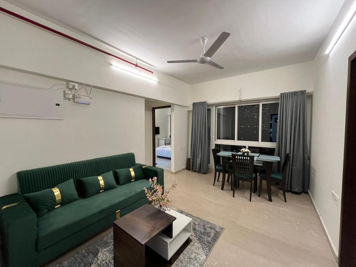 2Bhk Plus Living Room Near Nesco Malad East West Mumbai Luaran gambar